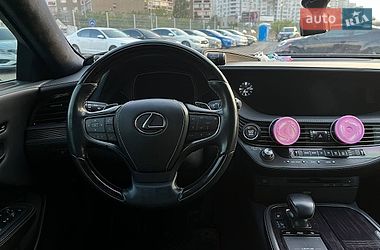 Седан Lexus LS 2018 в Києві