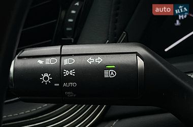 Седан Lexus LS 2018 в Києві