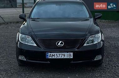 Седан Lexus LS 2007 в Киеве