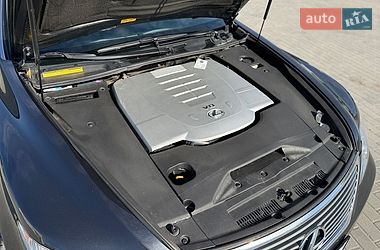 Седан Lexus LS 2007 в Львове