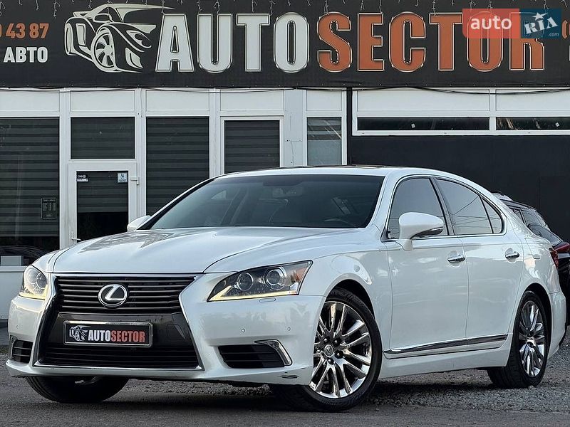 Lexus LS 2013