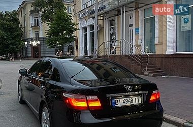 Седан Lexus LS 2007 в Полтаве