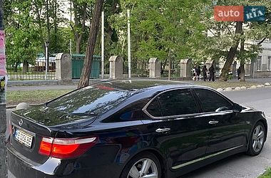 Седан Lexus LS 2007 в Полтаве
