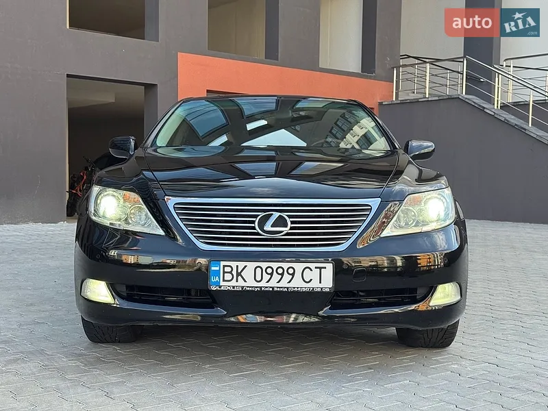 Lexus LS 2008