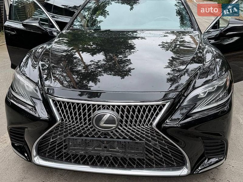 Седан Lexus LS 2018 в Киеве