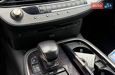 Седан Lexus LS 2018 в Киеве
