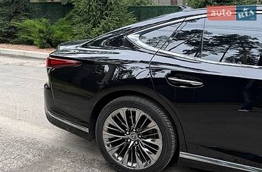 Седан Lexus LS 2018 в Киеве