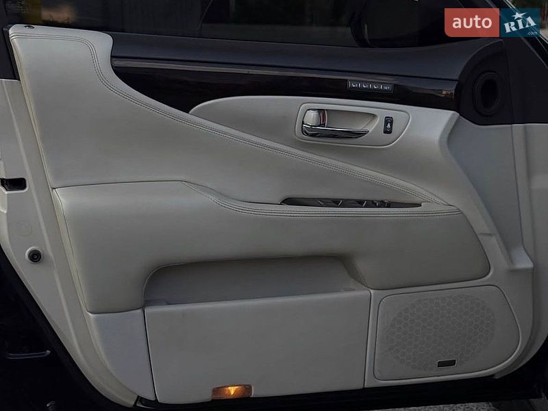 Седан Lexus LS 2008 в Запорожье фото 10 Седан Lexus LS 2008 в Запорожье