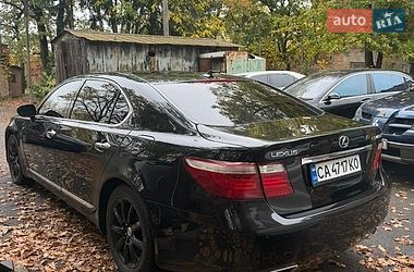 Седан Lexus LS 2007 в Умани