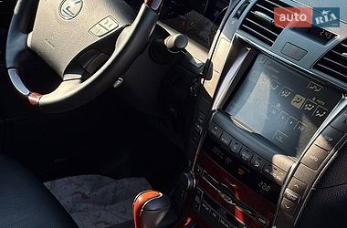 Седан Lexus LS 2008 в Кривому Розі