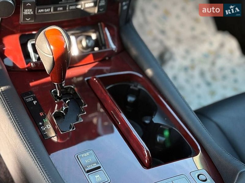 Седан Lexus LS 2008 в Кривому Розі