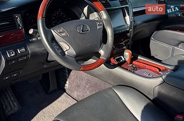 Седан Lexus LS 2008 в Кривому Розі