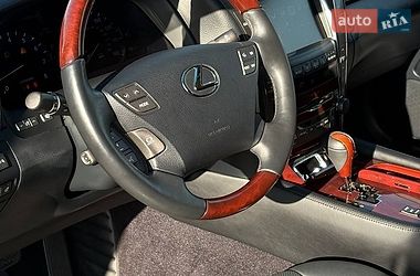 Седан Lexus LS 2008 в Кривому Розі