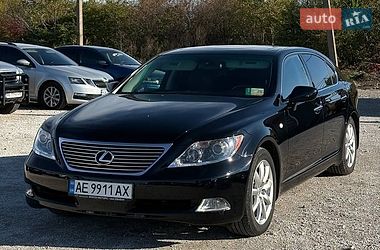 Седан Lexus LS 2008 в Кривому Розі