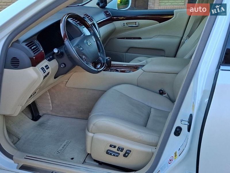 Седан Lexus LS 2007 в Черкасах