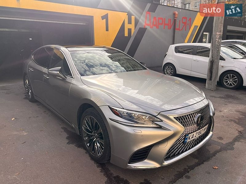 Lexus LS 2017