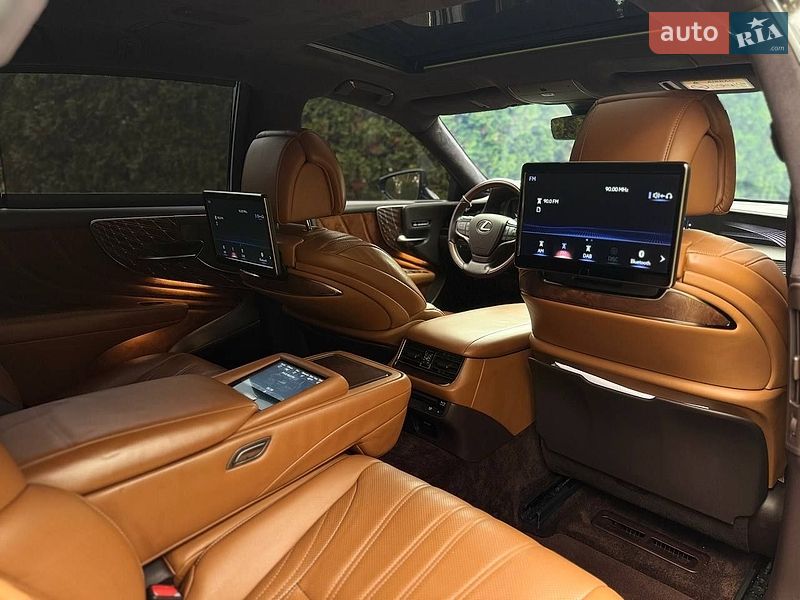 Седан Lexus LS 2018 в Києві