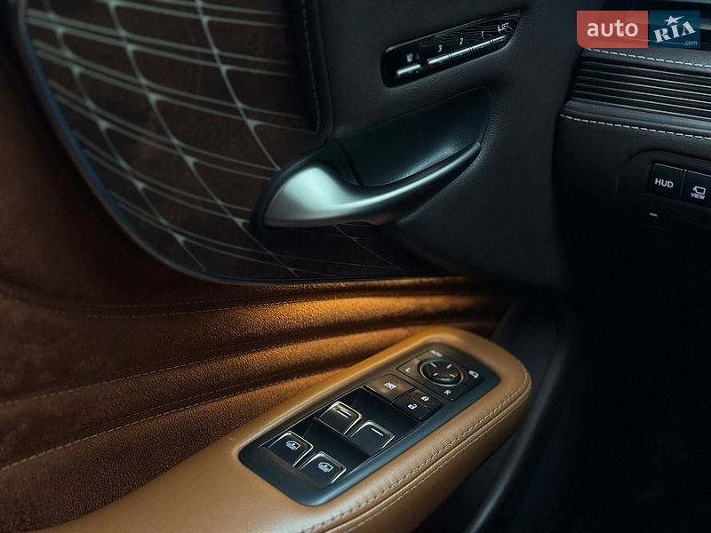 Седан Lexus LS 2018 в Києві