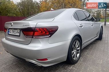 Седан Lexus LS 2013 в Львові