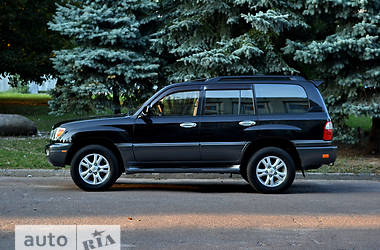 Внедорожник / Кроссовер Lexus LX 2003 в 
