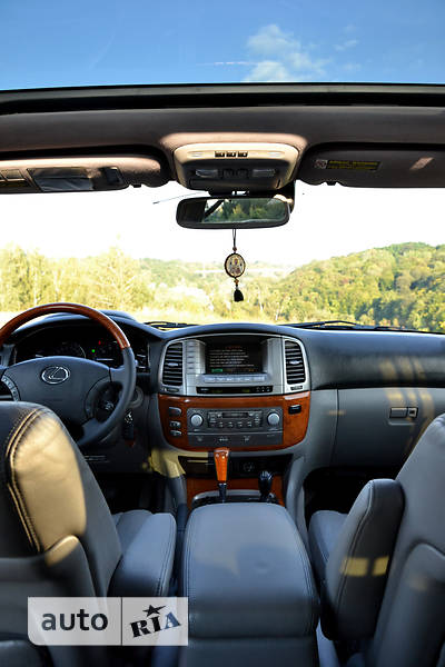 Внедорожник / Кроссовер Lexus LX 2003 в Житомире