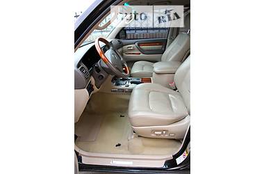 Позашляховик / Кросовер Lexus LX 2003 в 