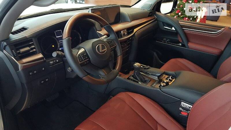 Внедорожник / Кроссовер Lexus LX 2015 в Киеве