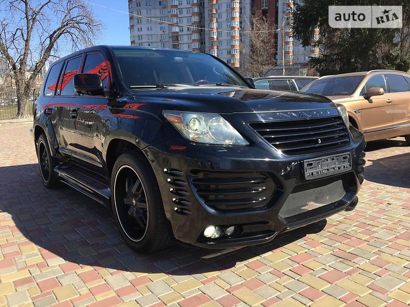 Позашляховик / Кросовер Lexus LX 2008 в 