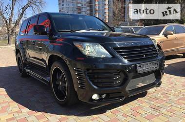 Позашляховик / Кросовер Lexus LX 2008 в 