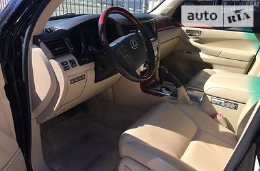 Позашляховик / Кросовер Lexus LX 2008 в 
