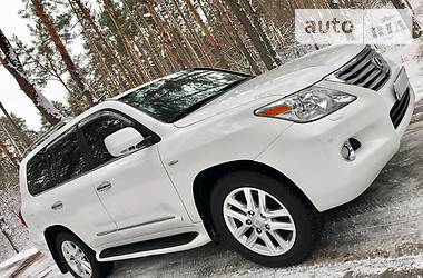 Внедорожник / Кроссовер Lexus LX 2008 в Киеве