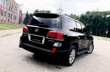 Внедорожник / Кроссовер Lexus LX 2012 в Днепре