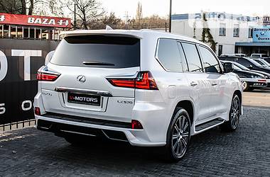 Внедорожник / Кроссовер Lexus LX 2018 в Киеве