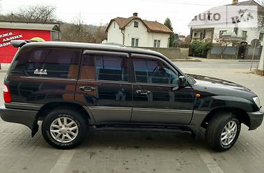 Позашляховик / Кросовер Lexus LX 2003 в Чернівцях