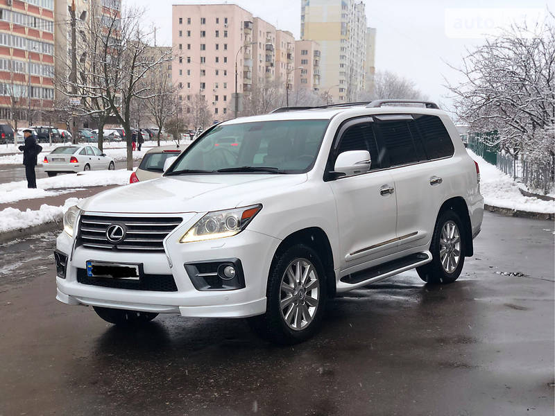 Внедорожник / Кроссовер Lexus LX 2008 в Киеве