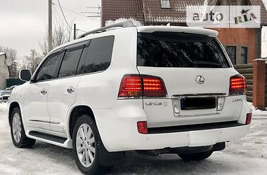 Позашляховик / Кросовер Lexus LX 2009 в Києві