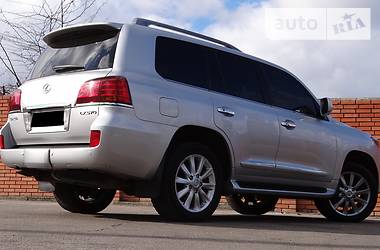 Внедорожник / Кроссовер Lexus LX 2009 в Одессе