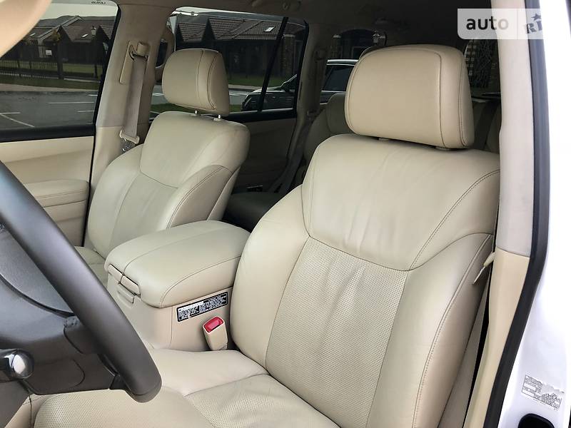 Внедорожник / Кроссовер Lexus LX 2008 в Киеве