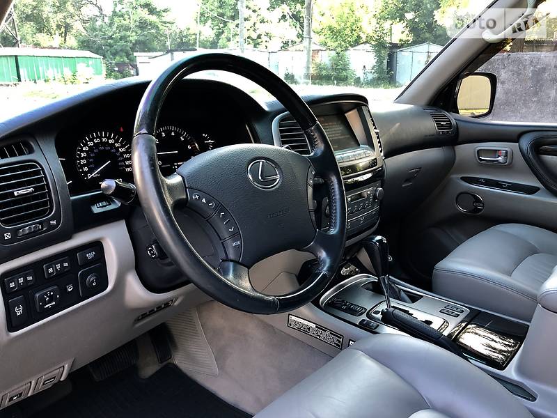 Позашляховик / Кросовер Lexus LX 2007 в Дніпрі