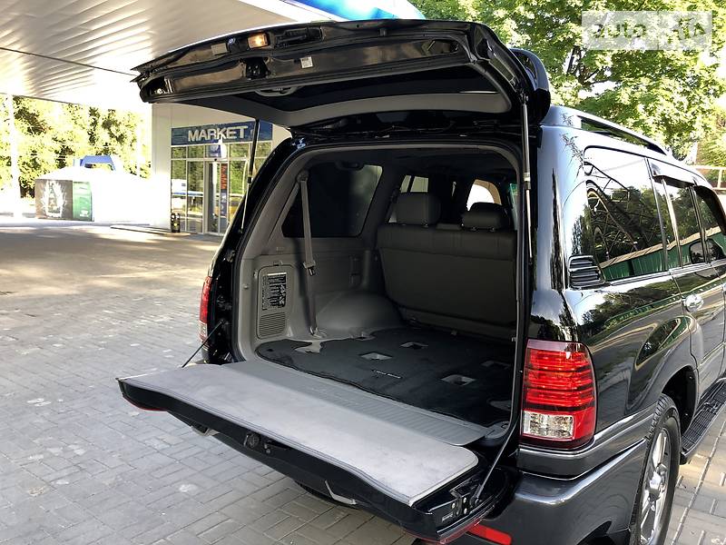 Позашляховик / Кросовер Lexus LX 2007 в Дніпрі