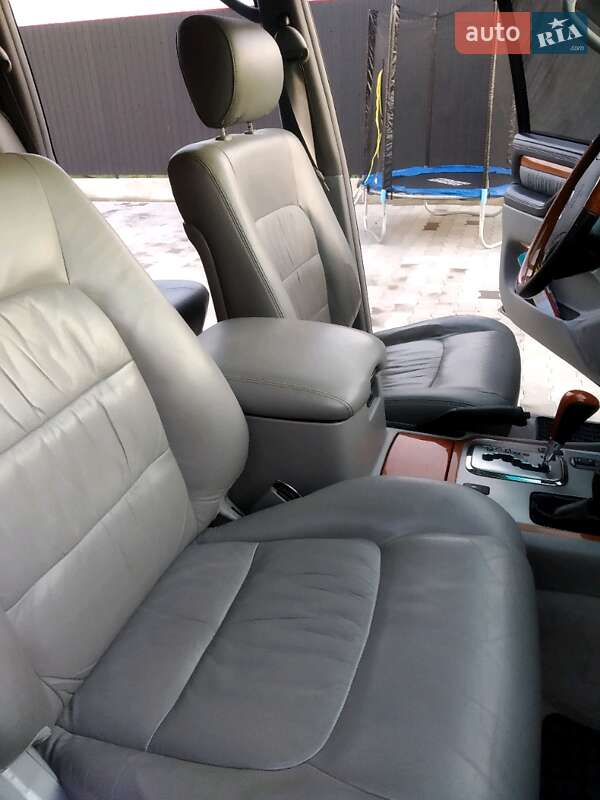 Позашляховик / Кросовер Lexus LX 2006 в Бучачі