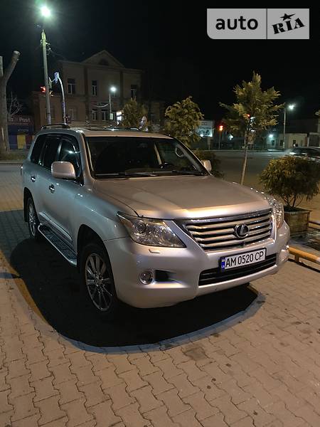 Внедорожник / Кроссовер Lexus LX 2008 в Житомире