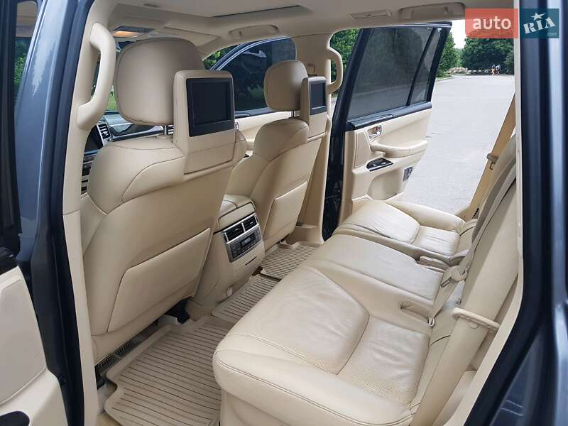 Позашляховик / Кросовер Lexus LX 2012 в Умані