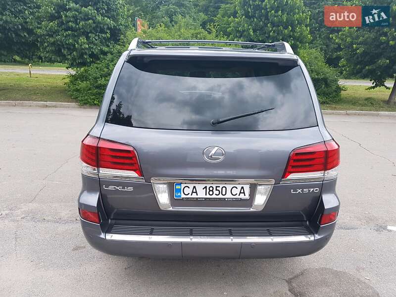 Позашляховик / Кросовер Lexus LX 2012 в Умані