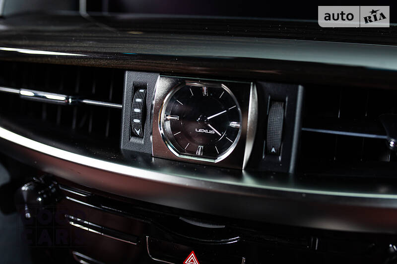 Позашляховик / Кросовер Lexus LX 2017 в Одесі