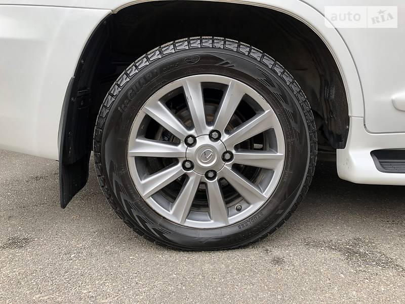 Позашляховик / Кросовер Lexus LX 2011 в Києві