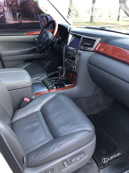 Позашляховик / Кросовер Lexus LX 2008 в Харкові фото 16 Позашляховик / Кросовер Lexus LX 2008 в Харкові