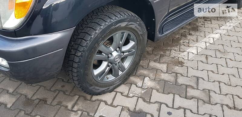 Позашляховик / Кросовер Lexus LX 2005 в Чернівцях фото 11 Позашляховик / Кросовер Lexus LX 2005 в Чернівцях