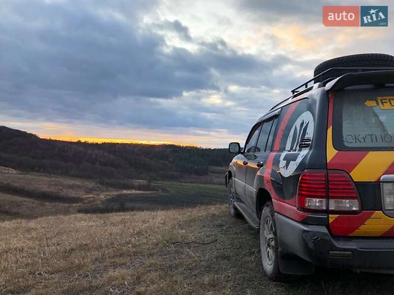 Позашляховик / Кросовер Lexus LX 2006 в Львові