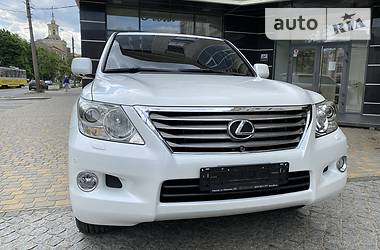 Позашляховик / Кросовер Lexus LX 2008 в 